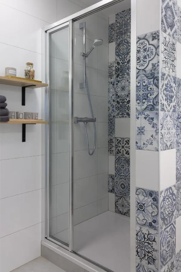 Privat bolig Initium Rooms - Pokoje Na Wynajem - Obroncow Wybrzeza 4D Gdańsk